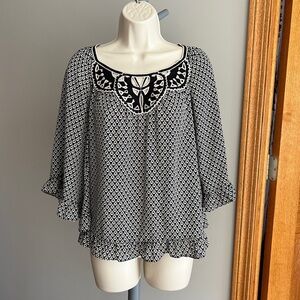 Max Studio Women's Crochet Ruffle Blouse XS